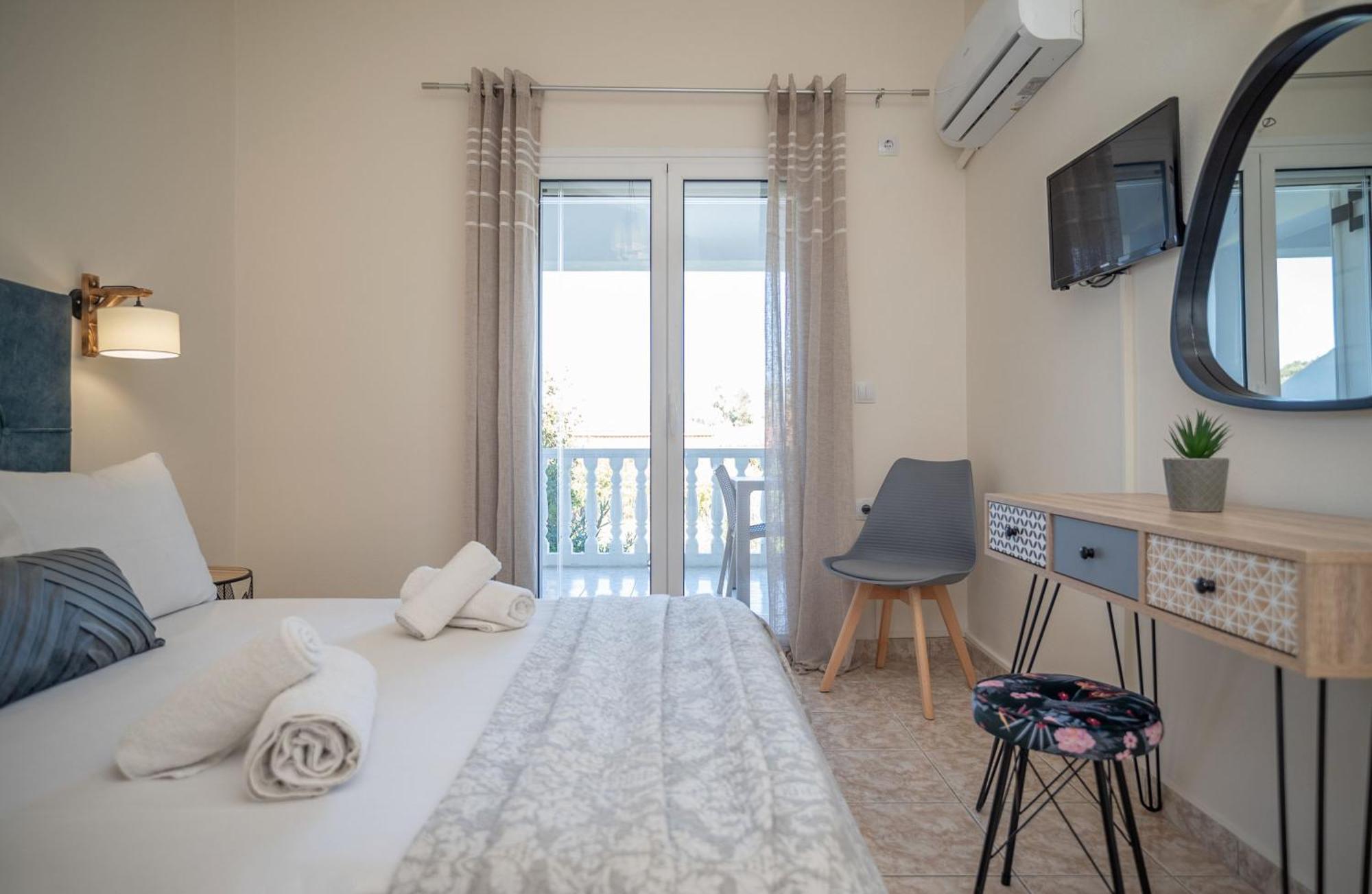 Kamara Apartments Alykanas  Ngoại thất bức ảnh