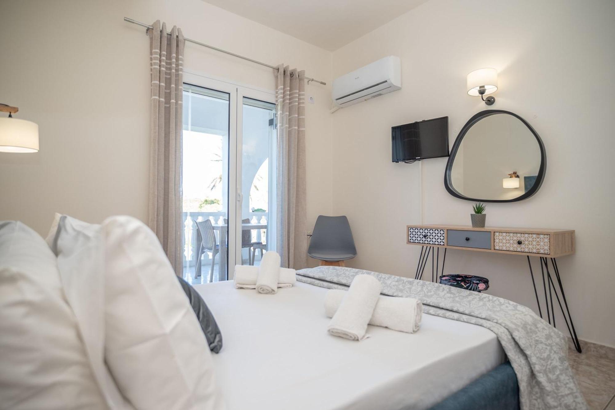 Kamara Apartments Alykanas  Ngoại thất bức ảnh